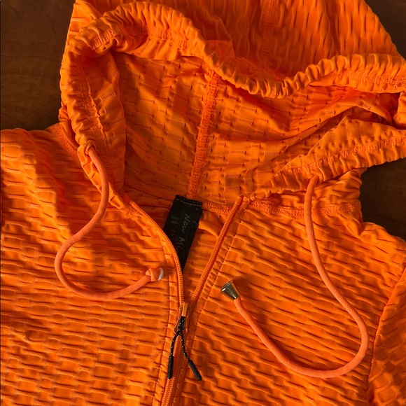 Bright Orange Set Textured Hoodie Jacket Leggings 🧡 - Picture 8 of 12